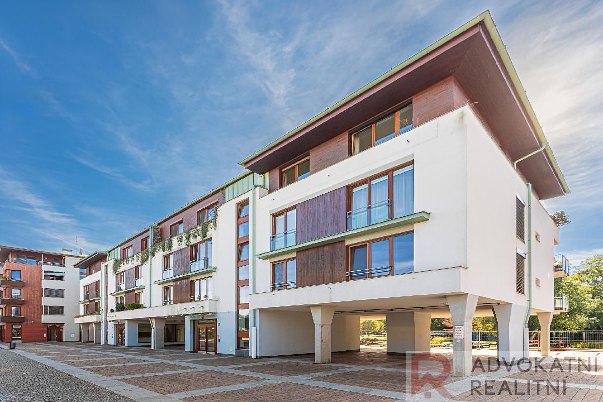 Pronájem bytu 1+kk 35 m²