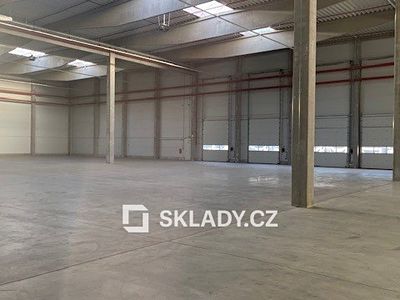 Pronájem skladového prostoru 1000 m²