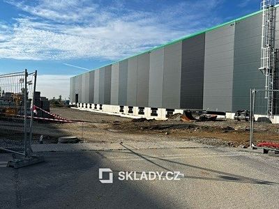 Pronájem skladového prostoru 1500 m²