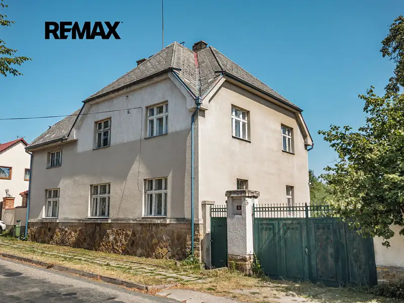 Prodej vily 250 m², pozemek 2111 m², Třebestovice – náhled fotky 2