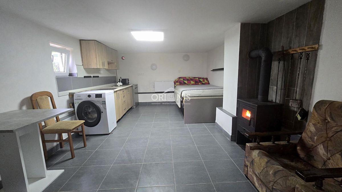 Prodej chaty 50 m², pozemek 344 m² – fotografie 3