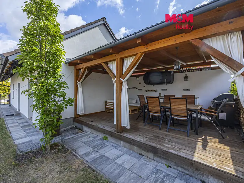 Prodej rodinného domu 88 m², pozemek 258 m², Hradec Králové – náhled fotky 1