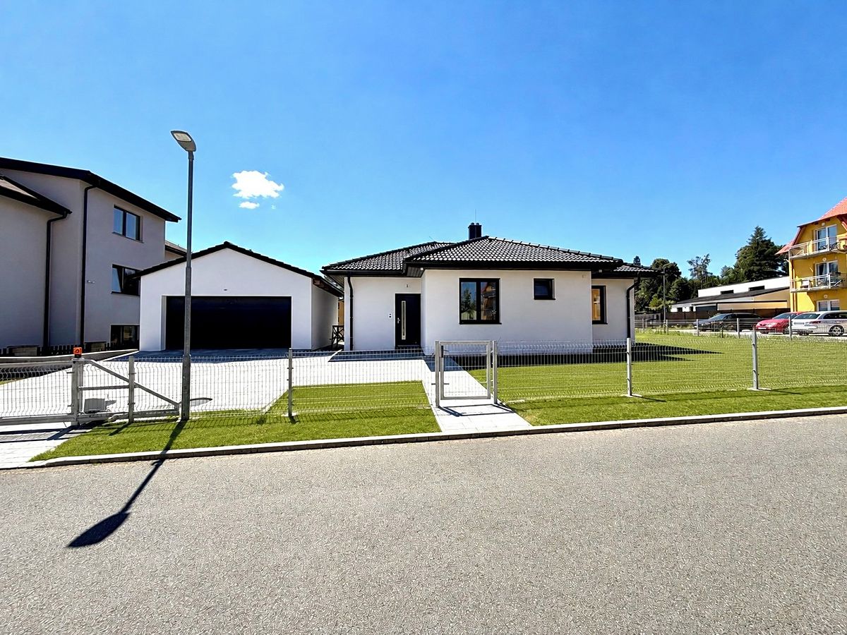 Prodej rodinného domu 117 m², pozemek 1103 m², Rozvadov – fotka 1 z 3