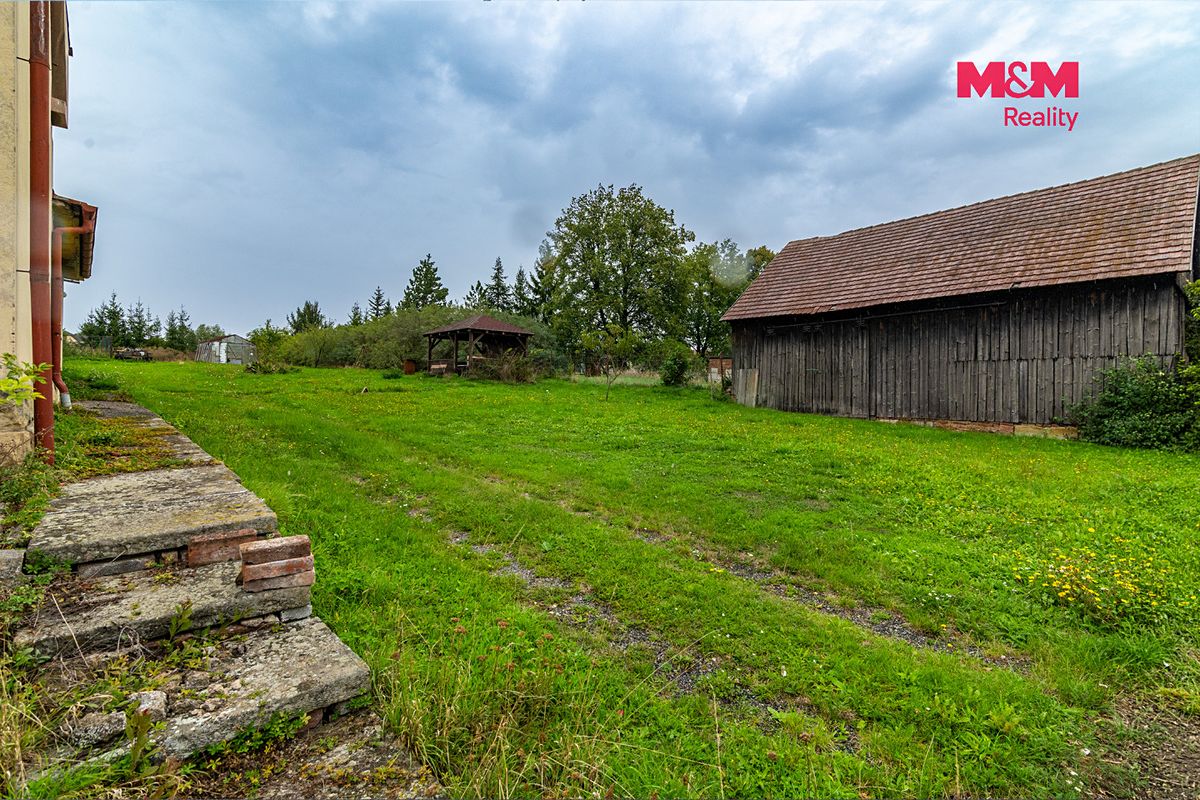 Prodej stavebního pozemku 2169 m² – fotografie 2