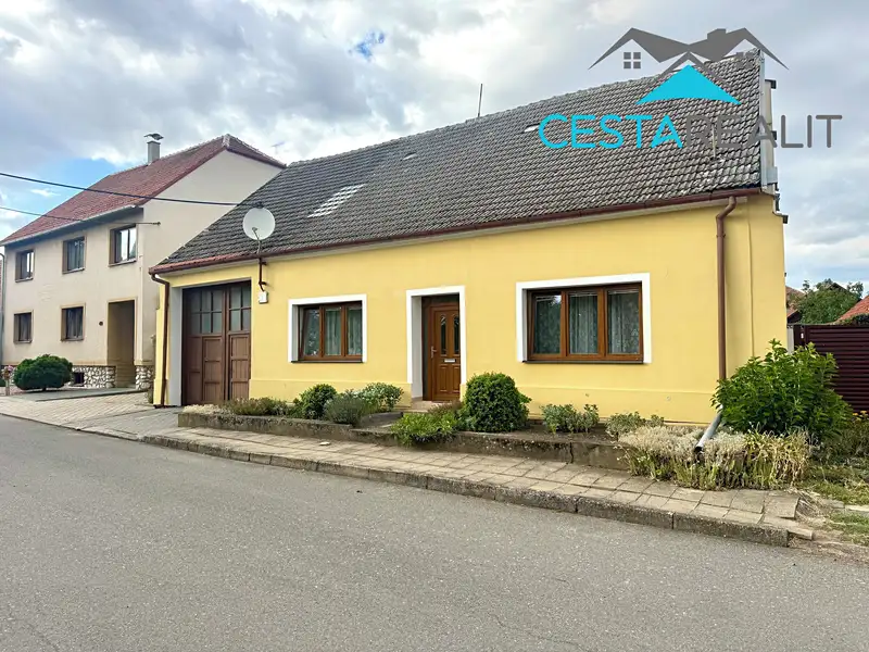 Prodej rodinného domu 160 m², pozemek 1036 m², Strachotín – náhled fotky 3