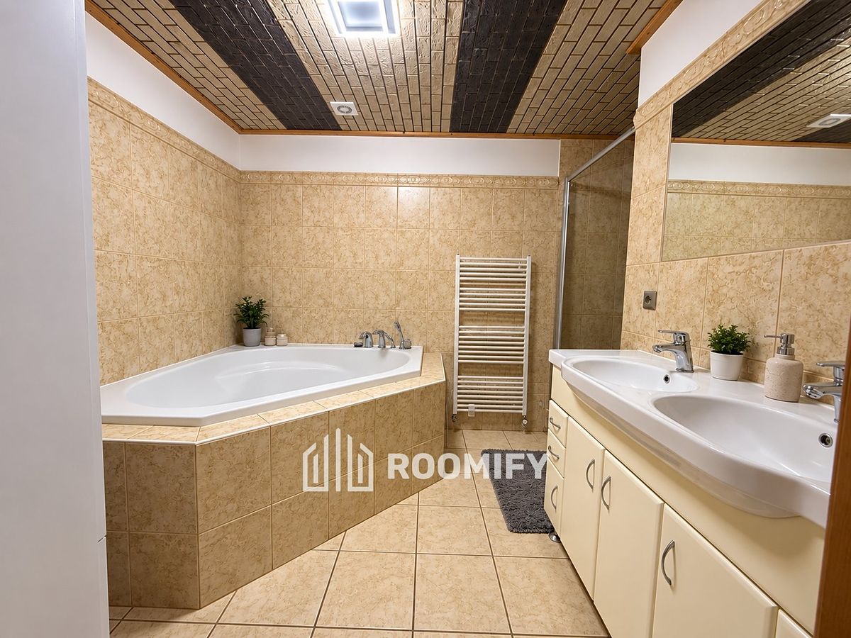 Prodej rodinného domu 160 m², pozemek 188 m² – fotografie 5