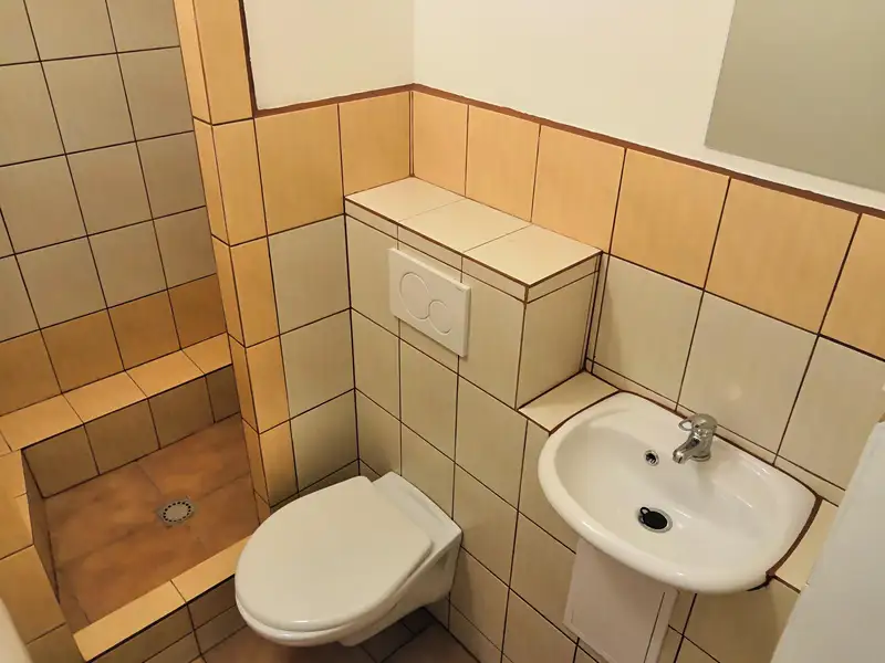Pronájem bytu 1+kk 24 m², Ústí nad Labem – náhled fotky 3
