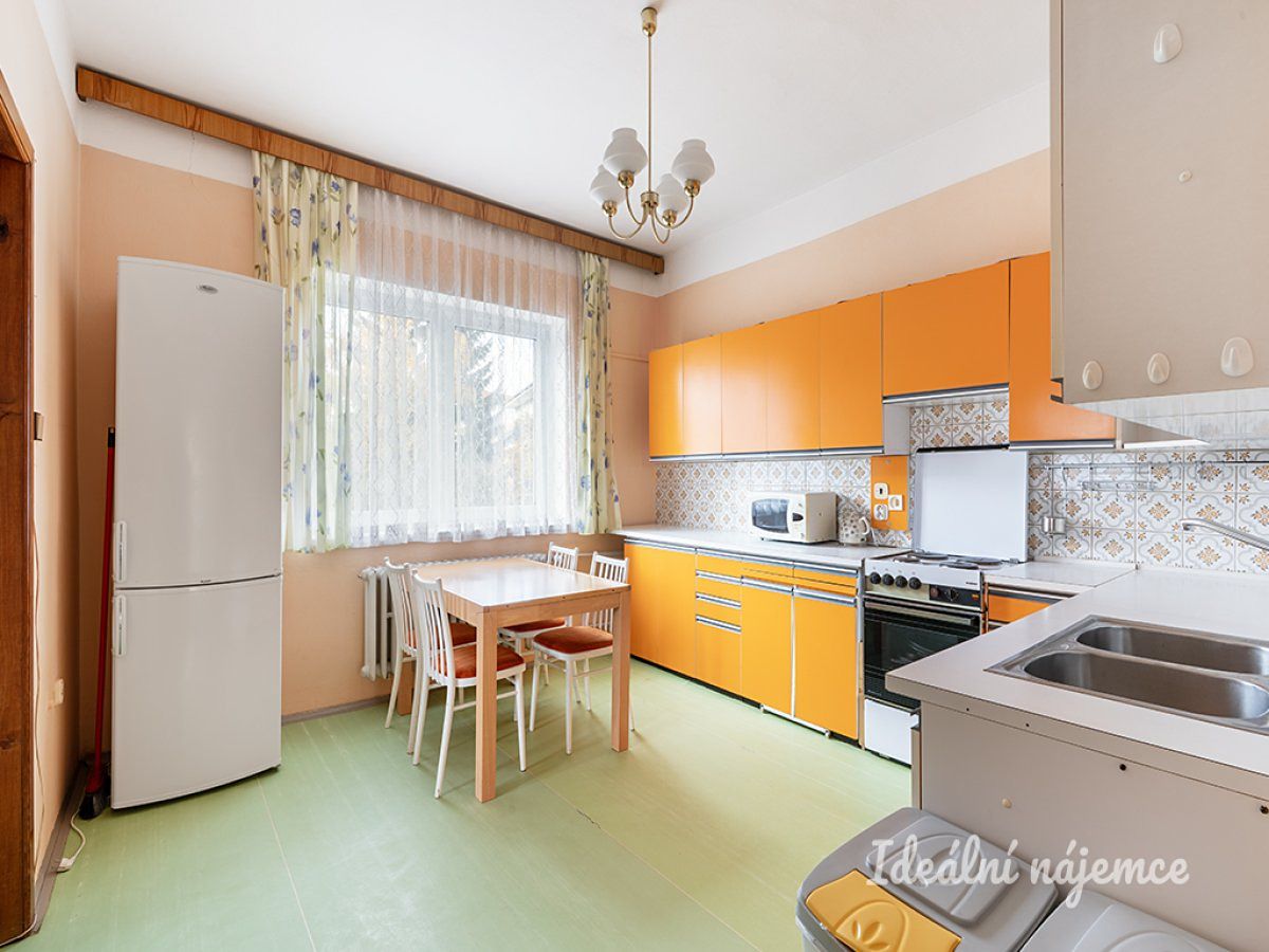 Pronájem bytu 2+1 65 m² – fotografie 2