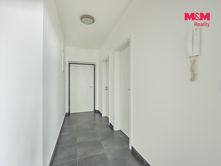 Квартира 2+kk на продаж, 59 м² (27 з 30)