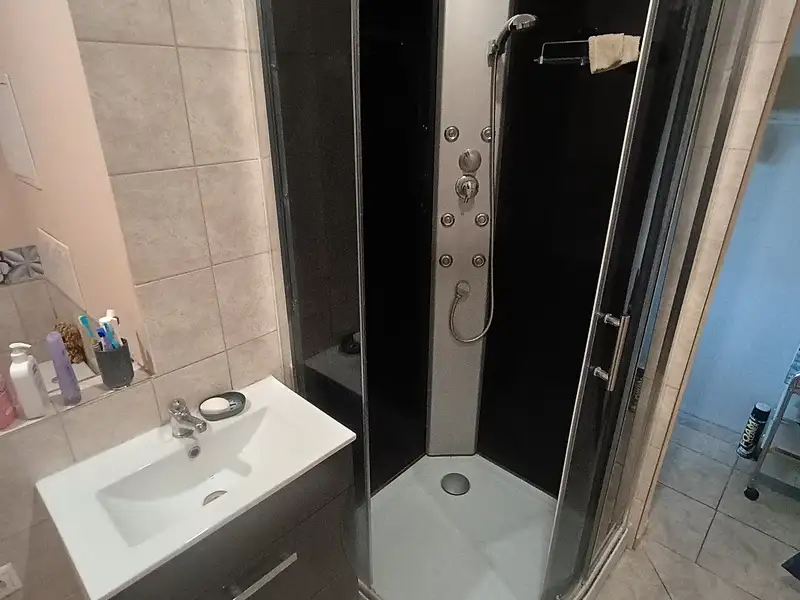 Prodej bytu 2+1 64 m², Karlovy Vary – náhled fotky 2