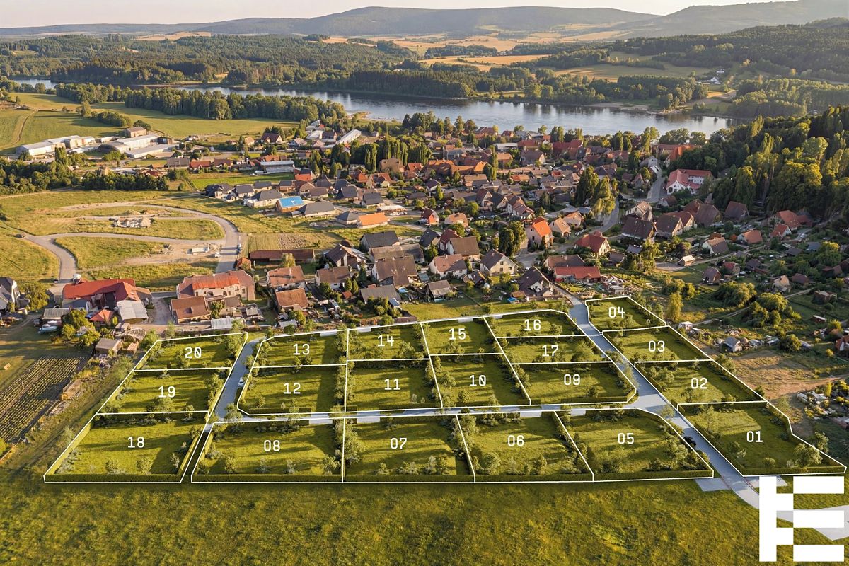 Prodej stavebního pozemku 837 m² – fotografie 4