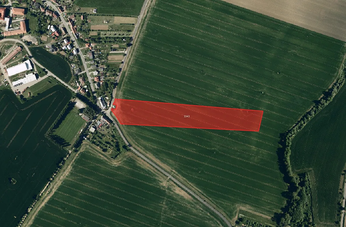 Prodej pole 51186 m²
