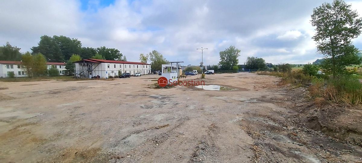 Pronájem komerčního pozemku 10995 m² – fotografie 2