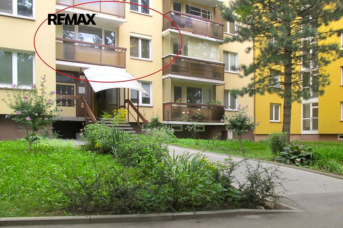 Pronájem bytu 1+kk 32 m²