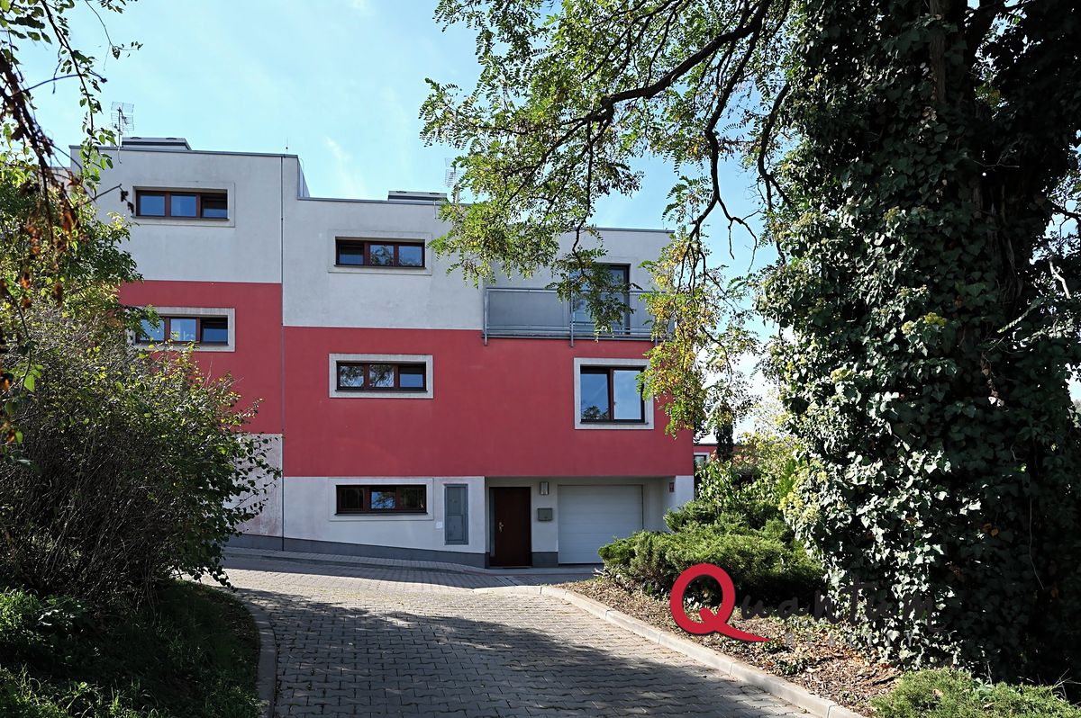 Pronájem rodinného domu 126 m², pozemek 193 m²