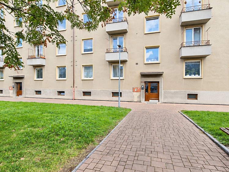 Квартира 4+kk на продаж, 85 м² (28 з 30)