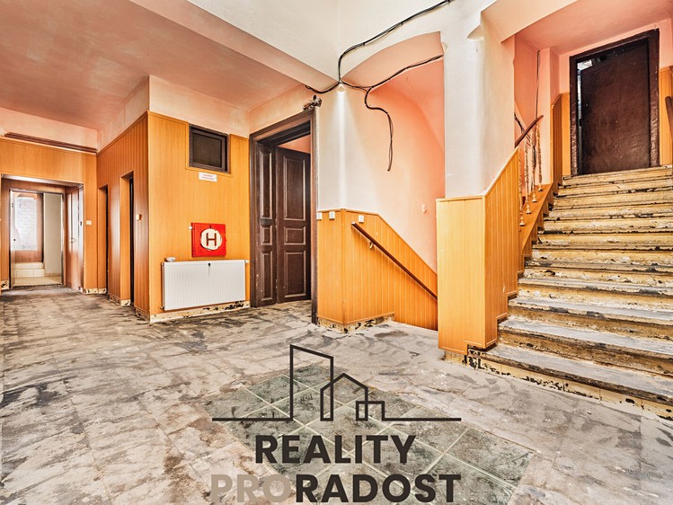 Prodej komerčního prostoru, 1 200 m² (11 z 42)