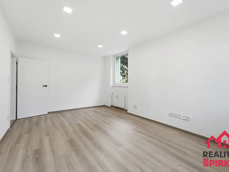 Pronájem bytu 3+1 65 m², Ústí nad Orlicí – náhled fotky 2