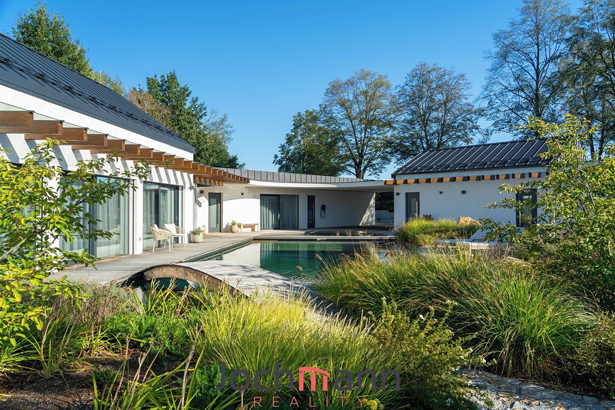 Prodej rodinného domu 396 m², pozemek 5535 m² – fotografie 5
