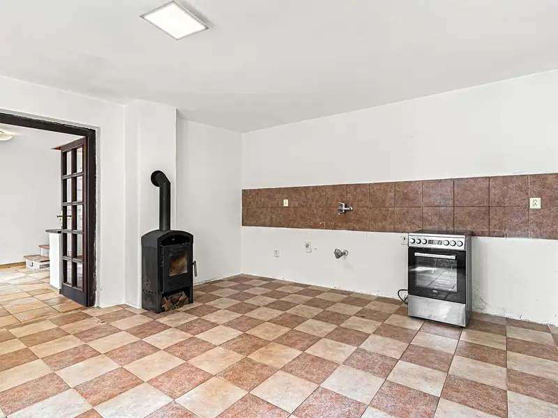 Prodej bytu 2+1 77 m², Praha – náhled fotky 3