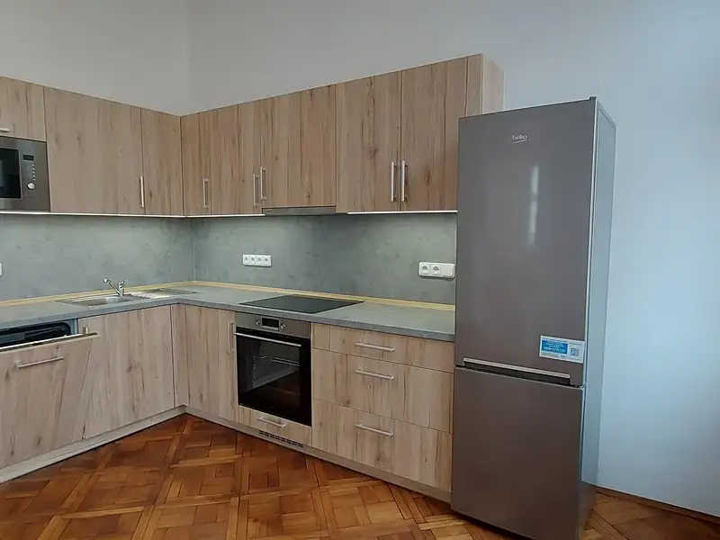 Pronájem bytu 3+kk 100 m², Praha – náhled fotky 3