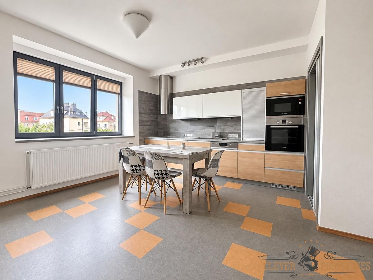 Pronájem bytu 3+kk 55 m², Hradec Králové – fotka 1 z 3
