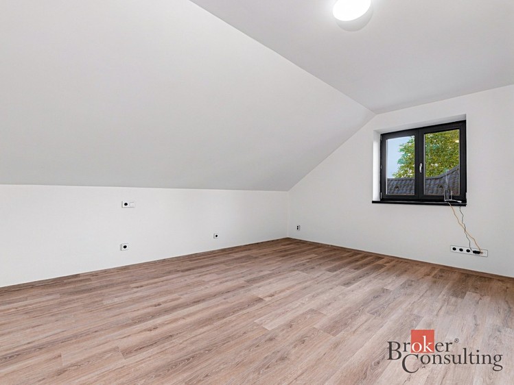 Prodej domu, 146 m² (18 z 32)