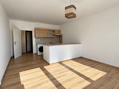 Pronájem bytu 1+kk 33 m²