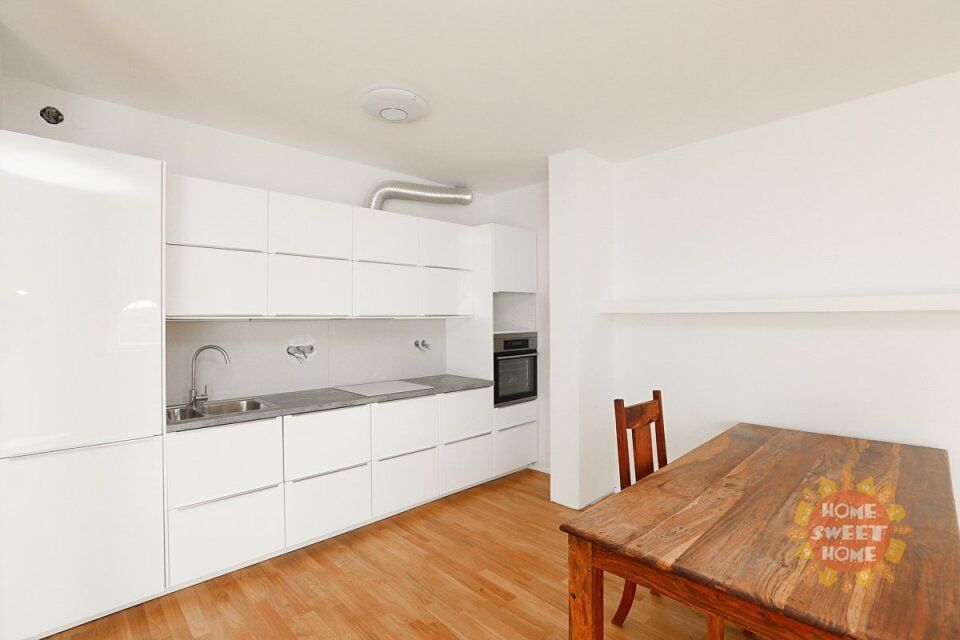 Pronájem bytu 4+kk 155 m² – fotografie 5