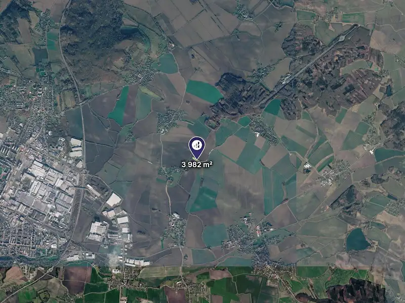 Prodej pole 3982 m², Dolní Stakory – náhled fotky 2