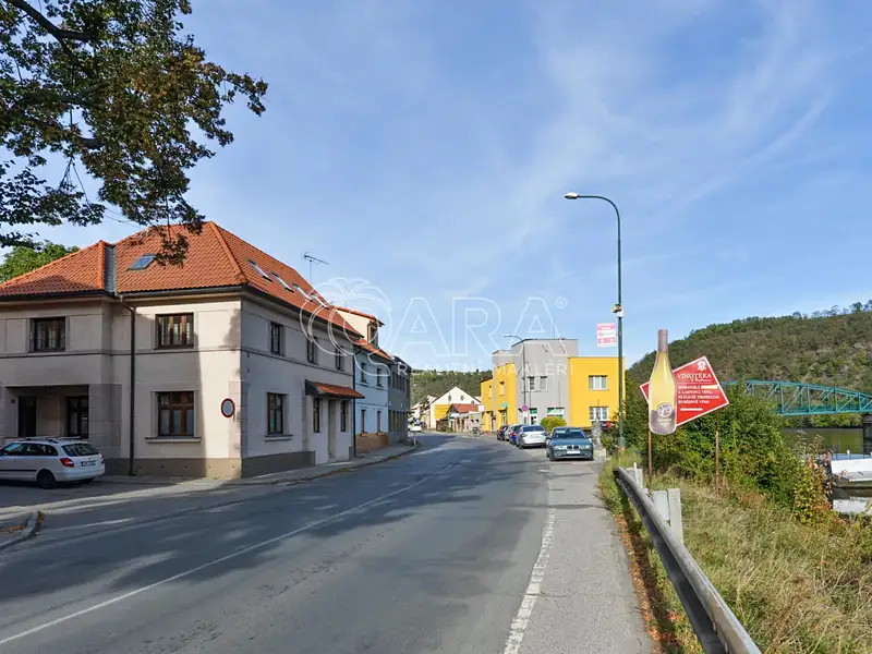 Prodej rodinného domu 276 m², pozemek 176 m², Davle – náhled fotky 2