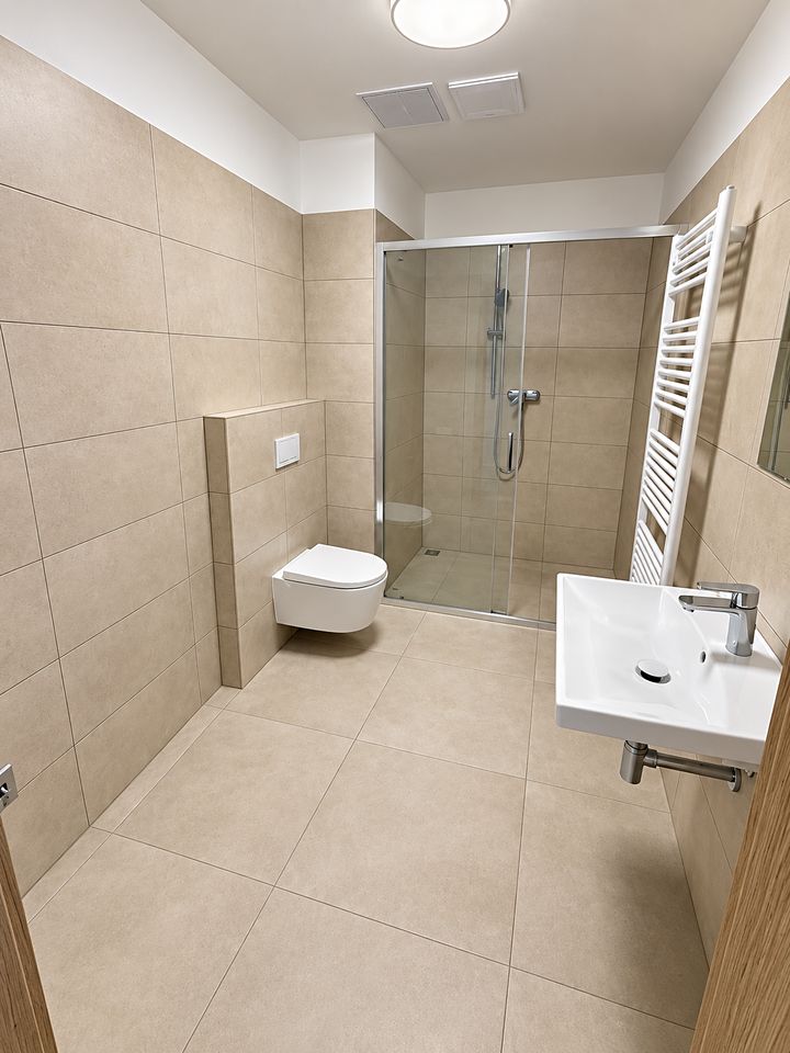 Pronájem bytu 1+kk 38 m² – fotografie 4