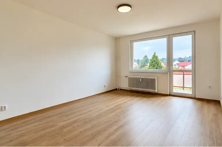 Prodej bytu 2+1 53 m², Postoloprty – náhled fotky 2