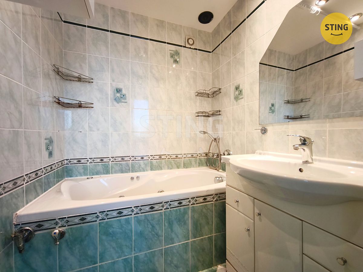Pronájem bytu 3+1 72 m² – fotografie 4