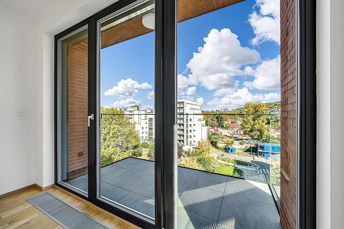 Pronájem bytu 2+kk 51 m² – fotografie 2