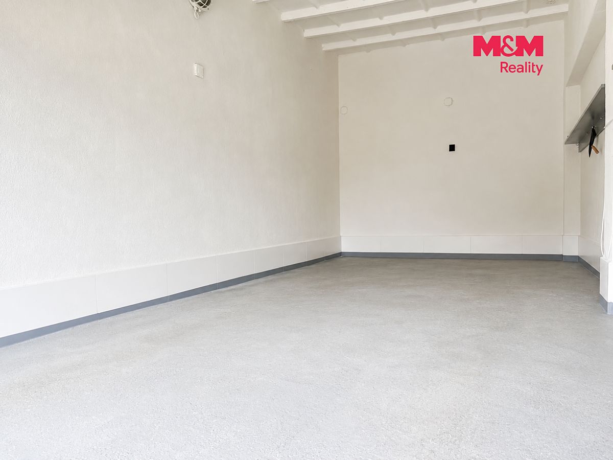 Prodej garáže 20 m² – fotografie 3
