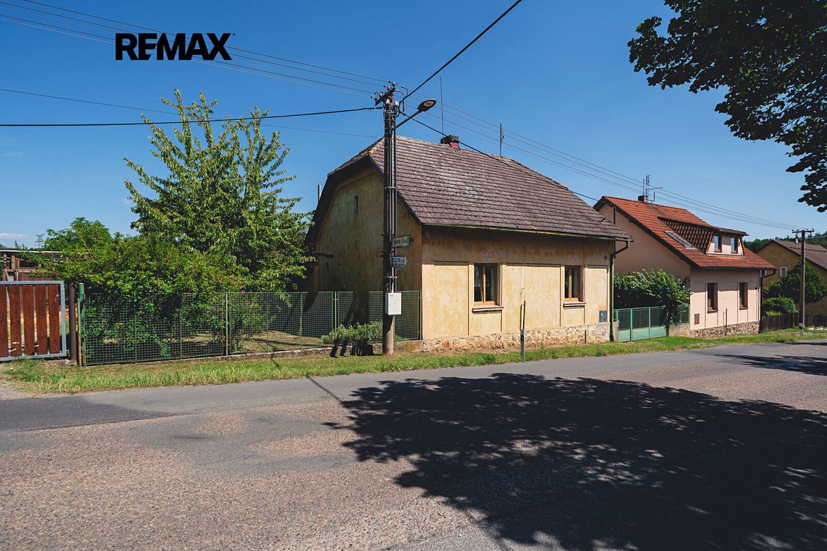 Prodej rodinného domu 104 m², pozemek 1350 m², Starý Plzenec – fotka 1 z 3