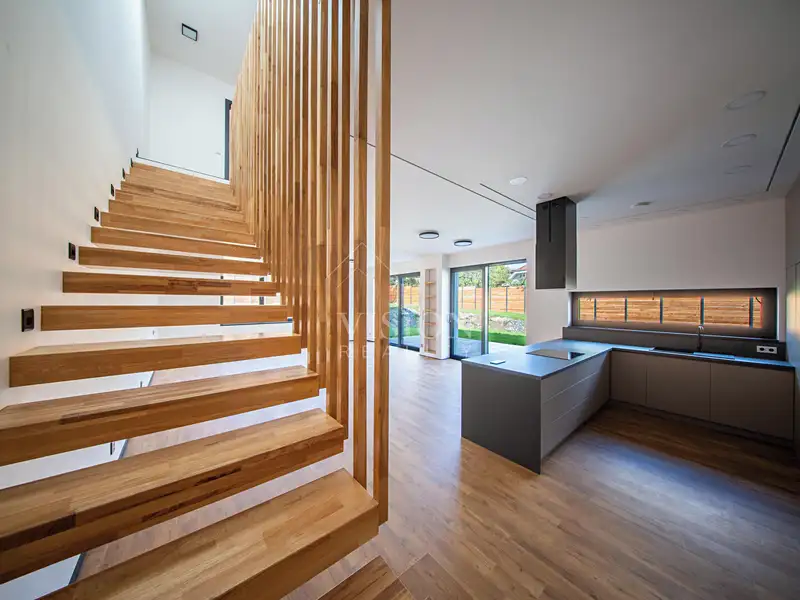 Prodej rodinného domu 159 m², pozemek 450 m², Říčany – náhled fotky 2