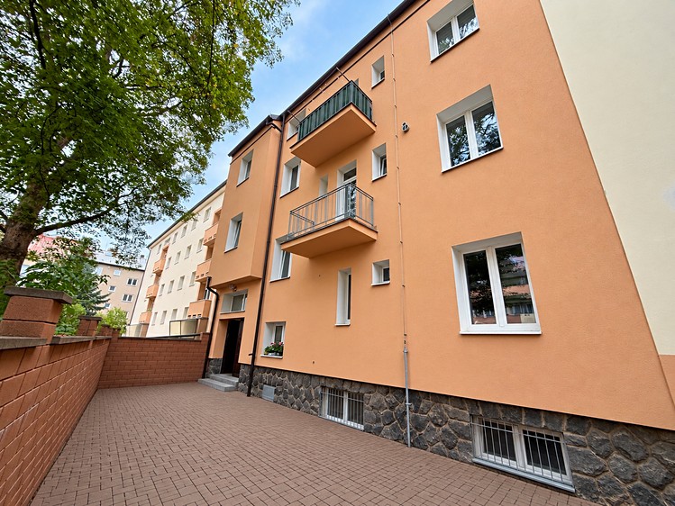 Prodej komerčního prostoru, 500 m² (3 z 17)