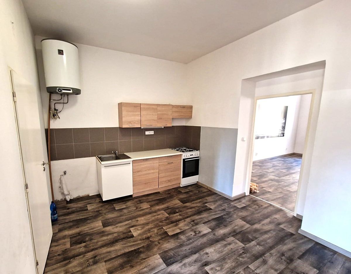 Pronájem bytu 2+kk 43 m²