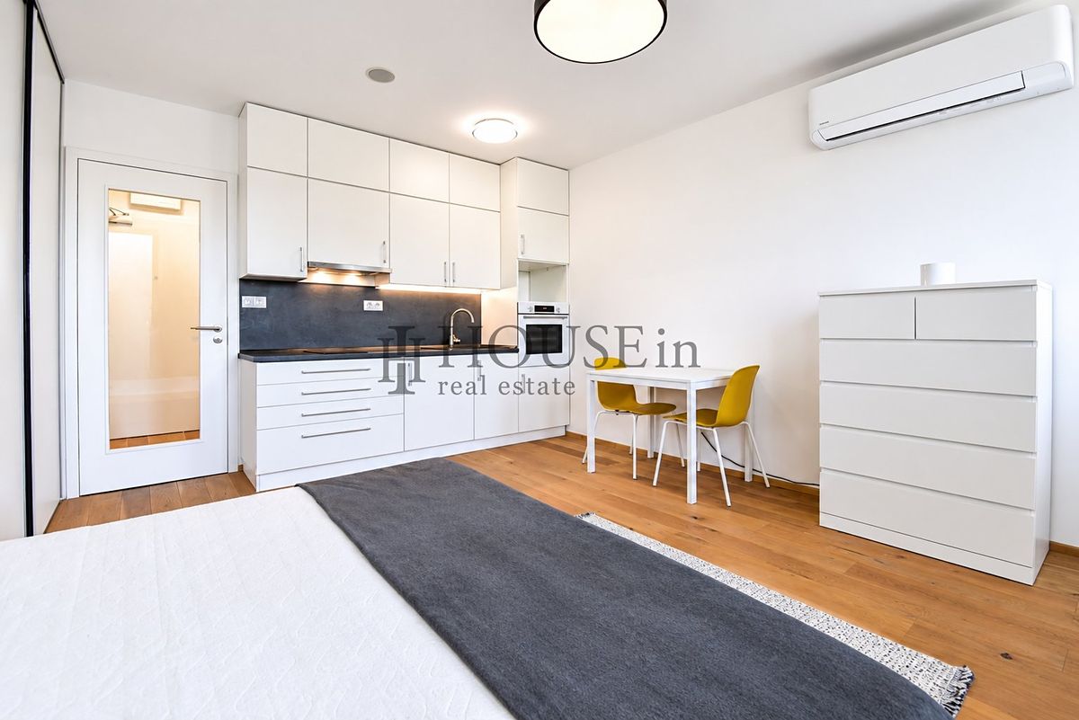 Pronájem bytu 1+kk 25 m²
