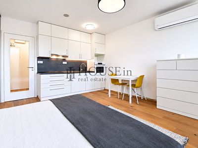 Pronájem bytu 1+kk 25 m²
