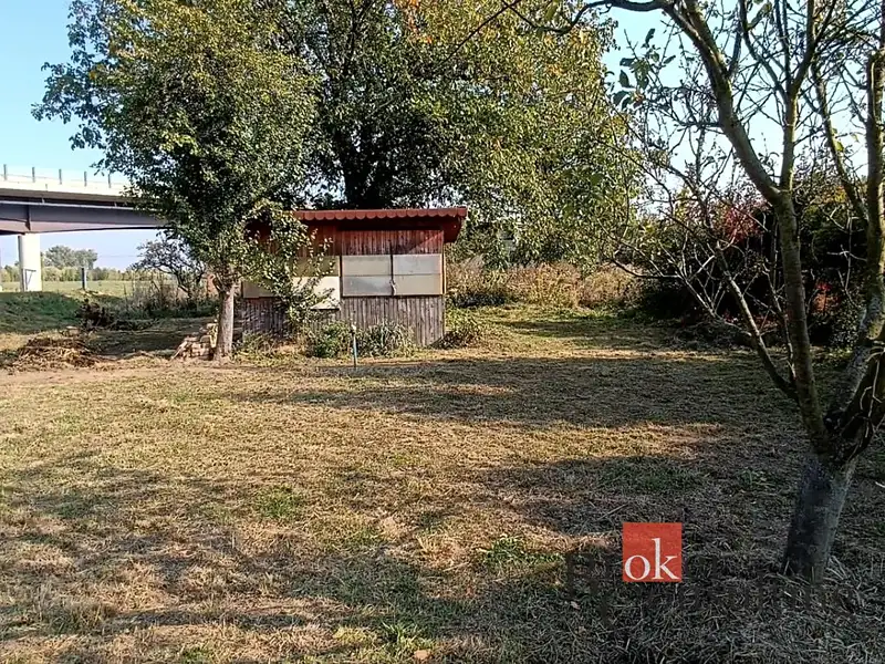Prodej zahrady 495 m², Opava – náhled fotky 1