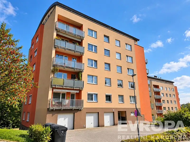 Pronájem bytu 1+kk 35 m², Liberec – náhled fotky 1