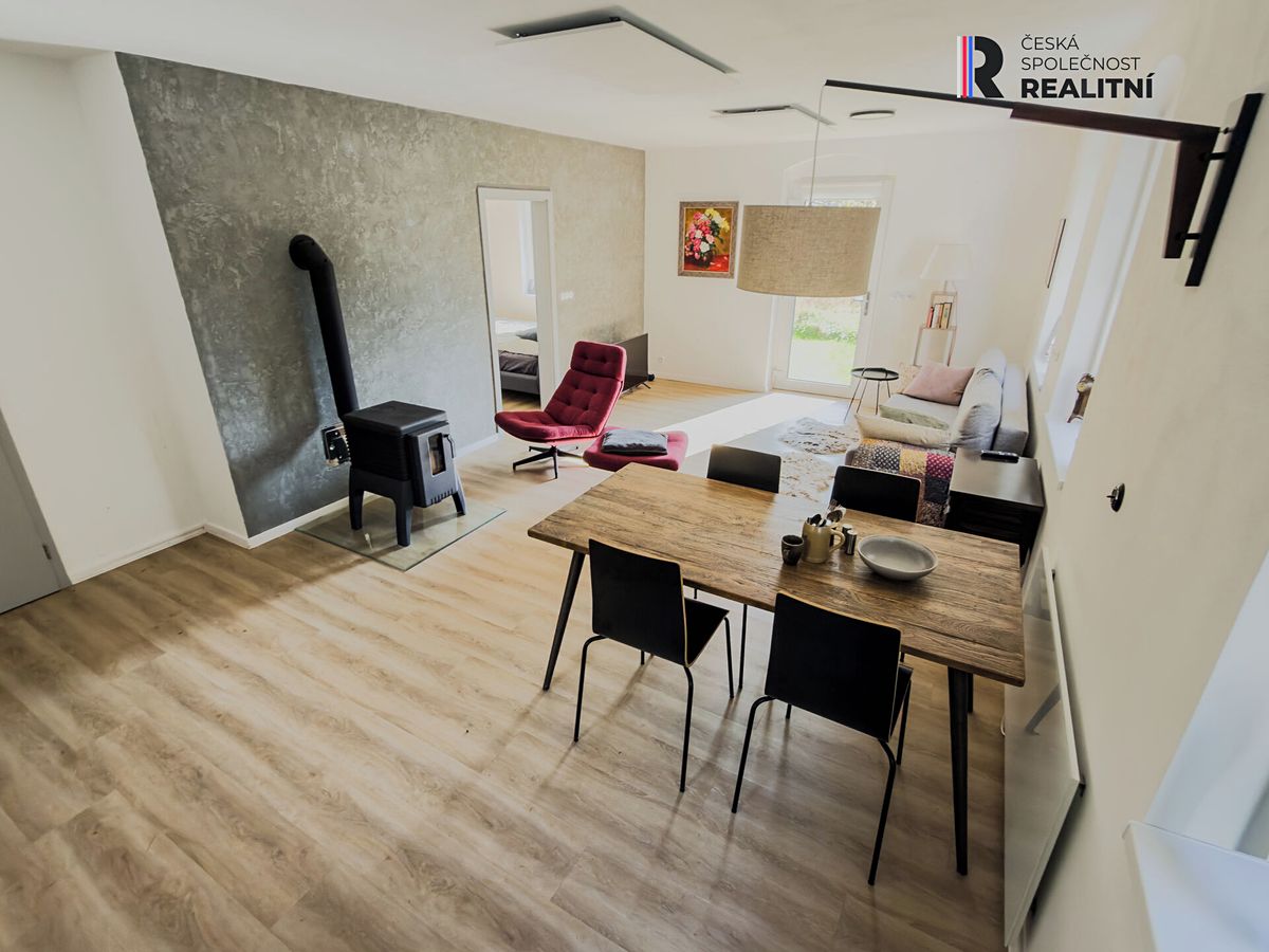 Prodej rodinného domu 140 m², pozemek 2691 m² – fotografie 3