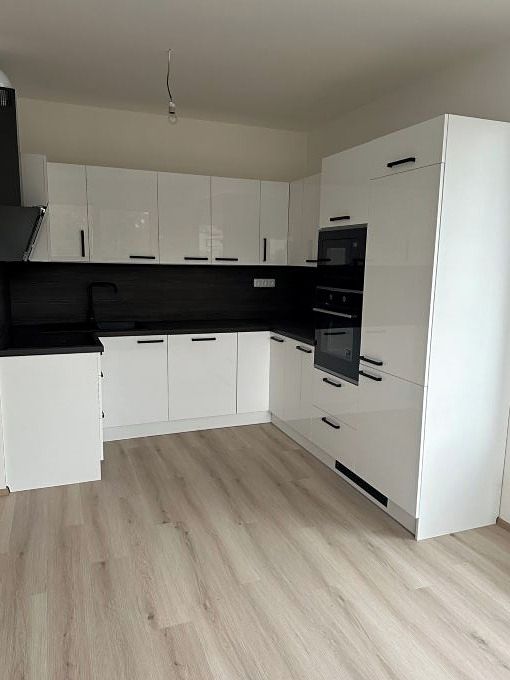 Pronájem bytu 2+kk 67 m² – fotografie 5