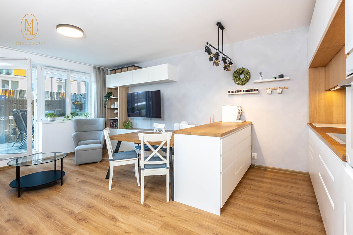 Prodej bytu 2+kk 53 m², Chýně – fotka 1 z 3