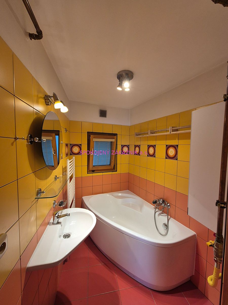Pronájem bytu 2+1 59 m² – fotografie 2