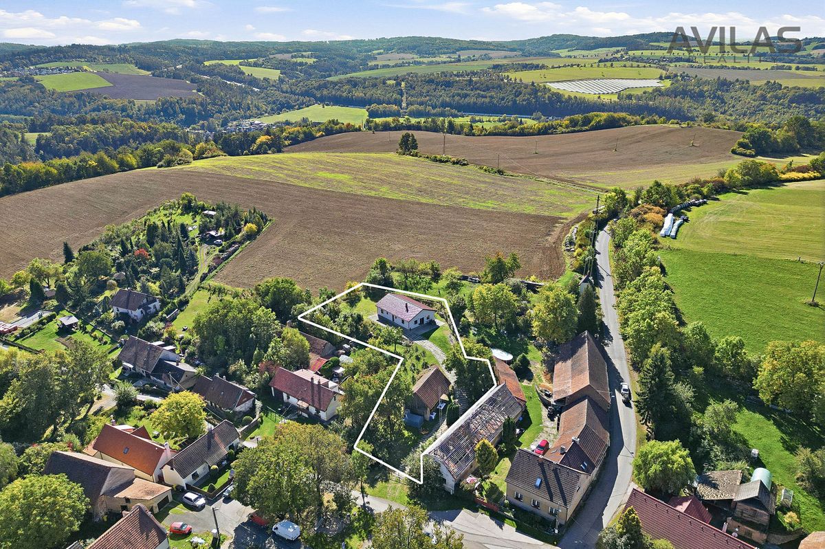 Prodej rodinného domu 120 m², pozemek 1974 m² – fotografie 3