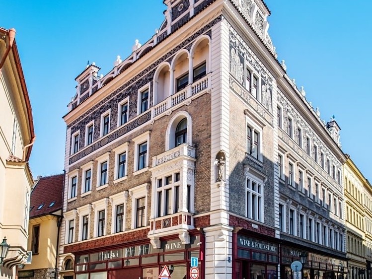 Pronájem bytu 4+kk, 140 m² (4 z 35)